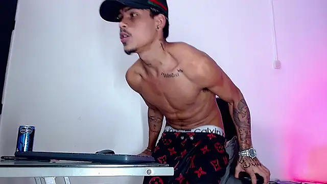 Angel_foxc13 在線直播表演
