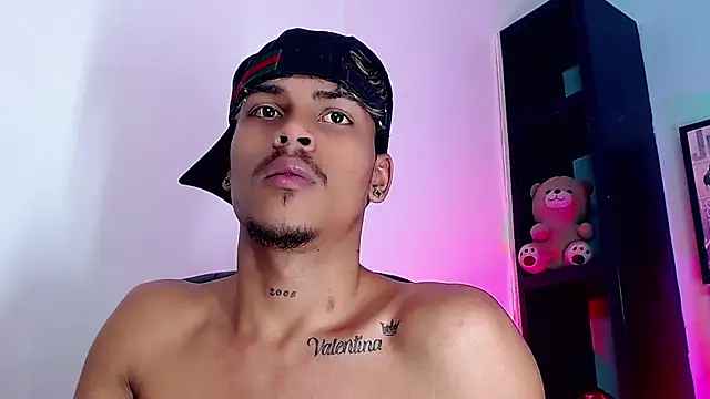 Angel_foxc13 Webcam Show
