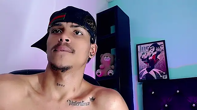 Angel_foxc13 Adlı Modelin Web Kameras ı Şovu