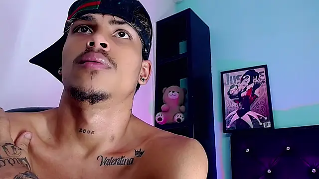 Angel_foxc13 Adlı Modelin Web Kamerası Şovu