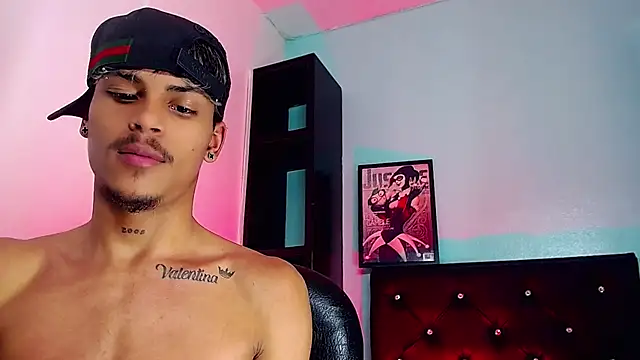 Show de Angel_foxc13 na webcam