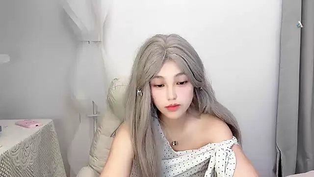 jiangjiang2005 在線直播表演