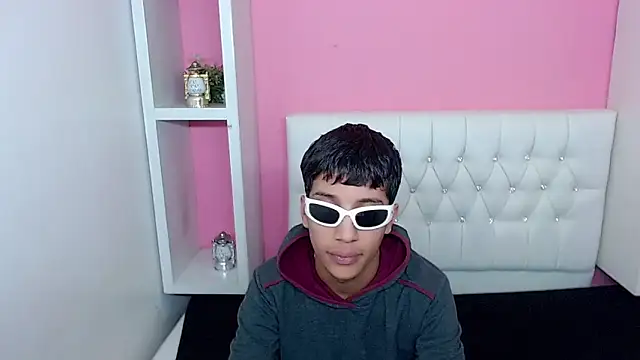 Webkamerová show jl_brayan12