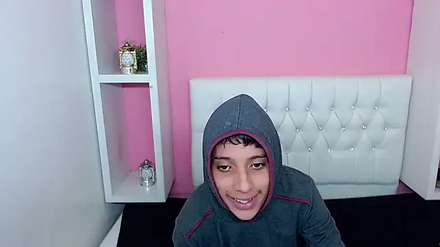 Show modela jl_brayan12 na web-kameri