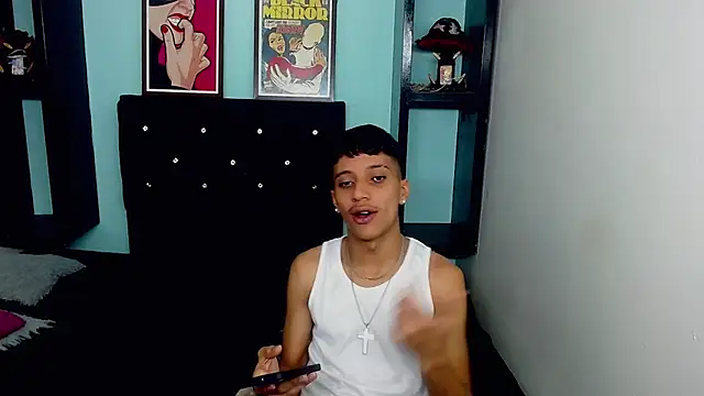 jl_brayan12 Adlı Modelin Canlı XXX Sohbeti