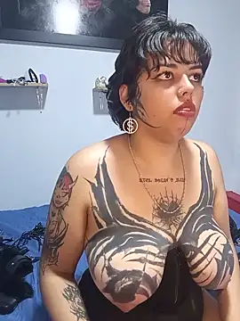 Marlbooro_rojoo's Live Chat Room