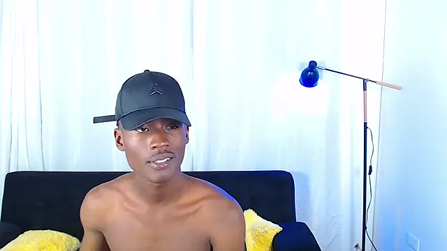 Вебкам-шоу alexaandro18