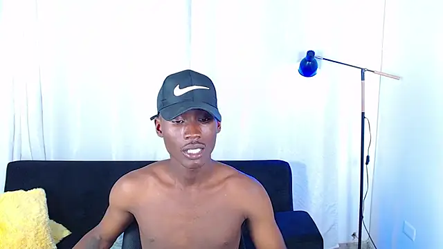 alexaandro18 webcam show