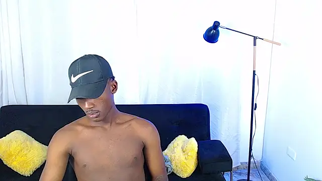 alexaandro18's Webcam Show