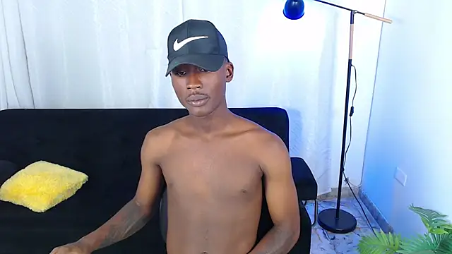 Вебкам-шоу alexaandro18
