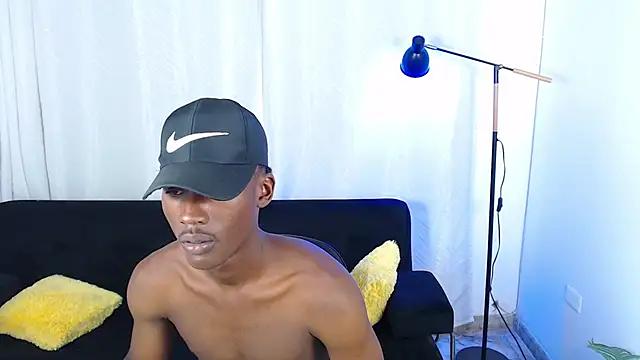 alexaandro18 webcam show