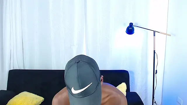 alexaandro18 Webcamshow