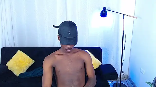 alexaandro18 Шоу с уебкамера