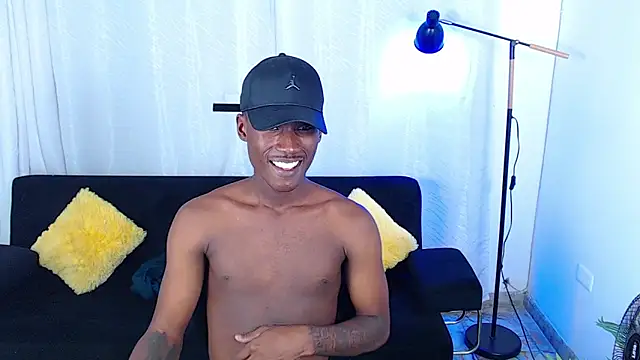 alexaandro18's Webcam Show