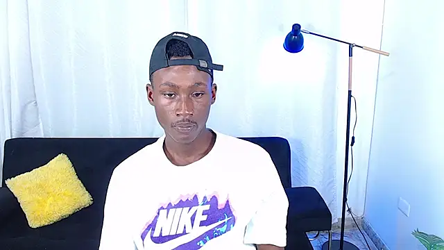 alexaandro18 Webcam Show