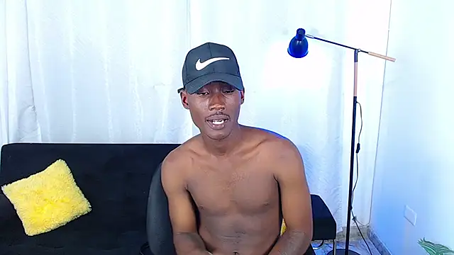 alexaandro18 webcam show