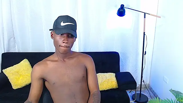 alexaandro18's Webcam Show