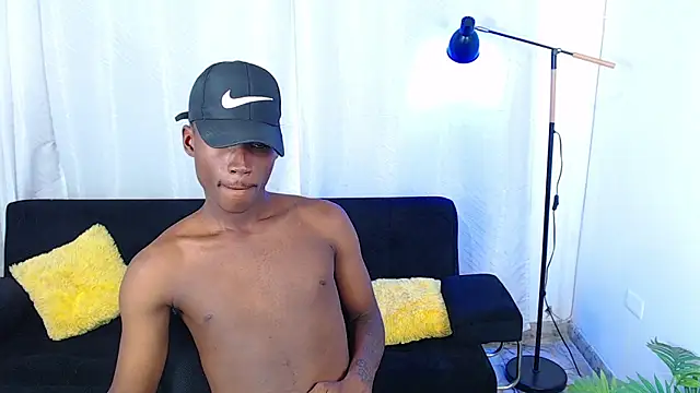 Вебкам-шоу alexaandro18