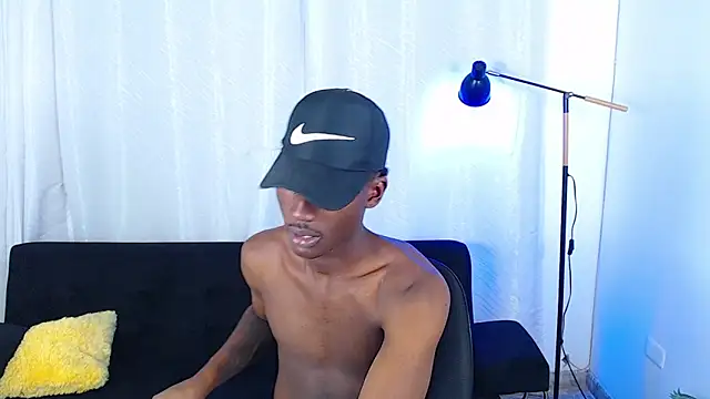alexaandro18n Webbikameraesitys