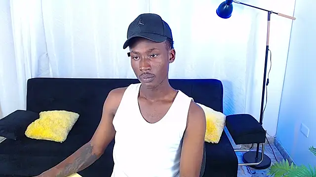 alexaandro18 Show Webcam