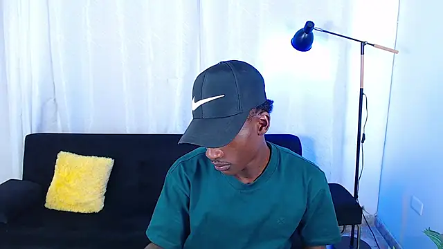 alexaandro18 Webcam Show