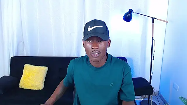 alexaandro18 Webcam show