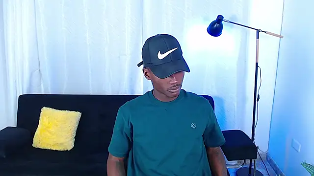 alexaandro18 Pertunjukan Webcam