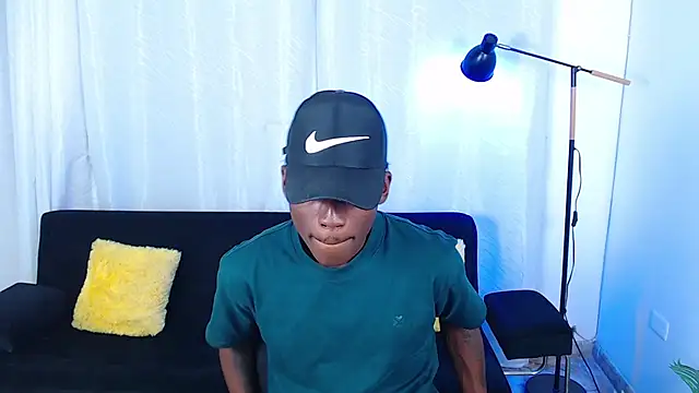 alexaandro18 Webcam show