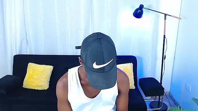 alexaandro18 Webcamshow