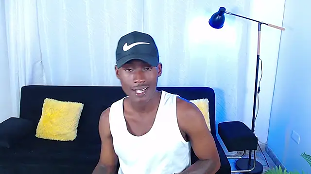 alexaandro18 webcam show