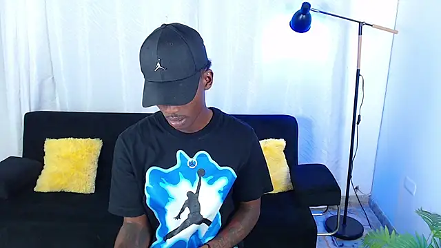 alexaandro18 Webcam-Show