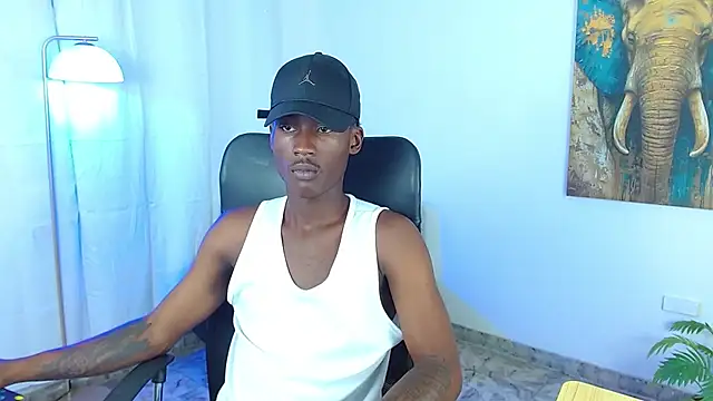 alexaandro18 Adlı Modelin Web Kamerası Şovu