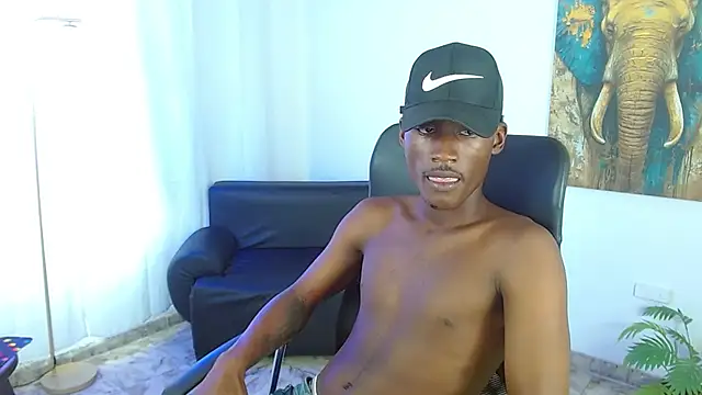 alexaandro18 – webcam-show