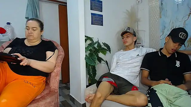 Вебкам-шоу Mercilessly_SEXPERVER