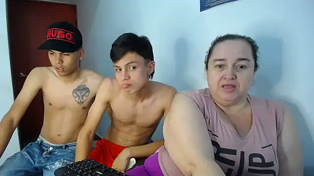 Mercilessly_SEXPERVER's Webcam Show