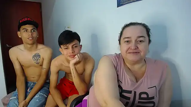 Mercilessly_SEXPERVER Webcam-Show