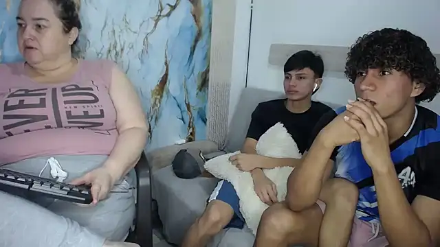 Show de Mercilessly_SEXPERVER na webcam