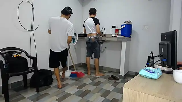 Mercilessly_SEXPERVER webkamerás műsora