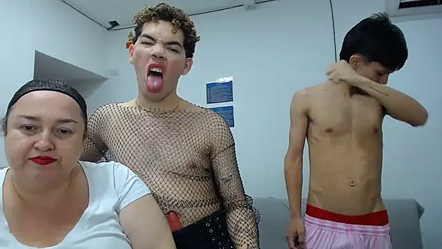 Mercilessly_SEXPERVERのライブXXXチャット
