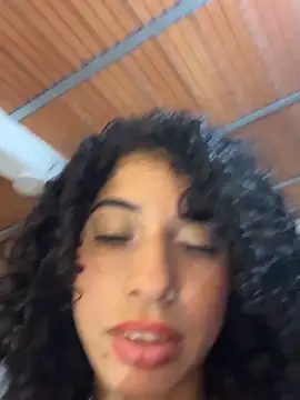 Miily_0 XXX чат на живо