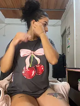 Chat +18 de Miily_0 ao vivo