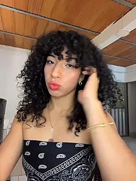 Chat XXX en directo de Miily_0