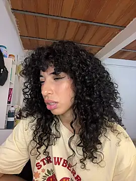 Czat XXX na żywo – Miily_0