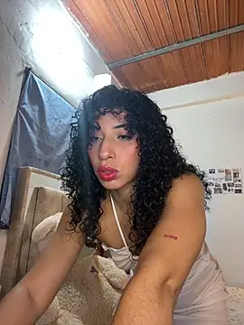 Chat XXX en directo de Miily_0