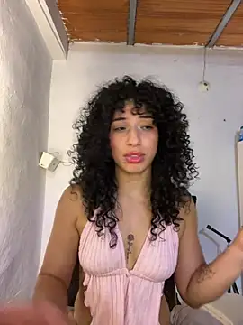 Miily_0 Adlı Modelin Web Kamerası Şovu