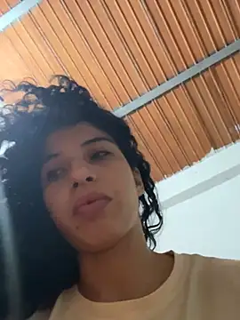Chat +18 de Miily_0 ao vivo