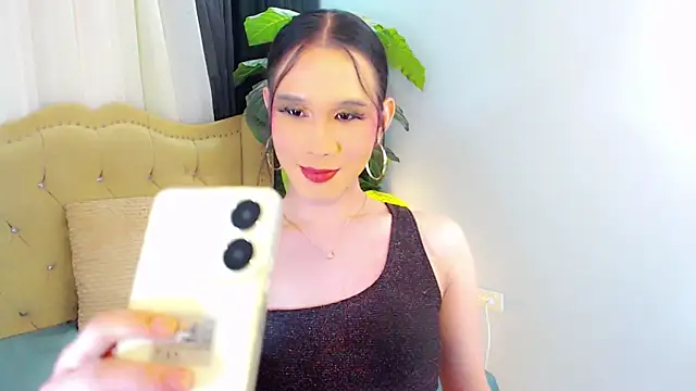 LexiLoreOnTop Show Webcam