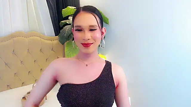 Show modela LexiLoreOnTop na web-kameri