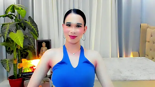 LexiLoreOnTop Show in webcam