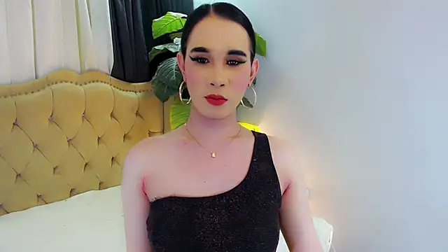 LexiLoreOnTop webcam show